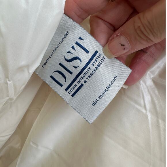 Moncler 1952 Park Down Puffer Vest Yellow Men Size 3 Zip Front - Picture 11 of 16